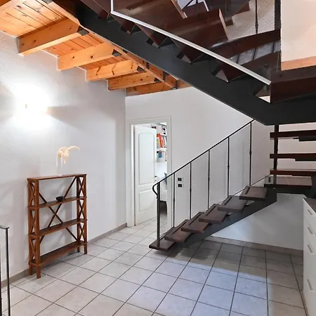 Daire Izzhome Full Center Terrace