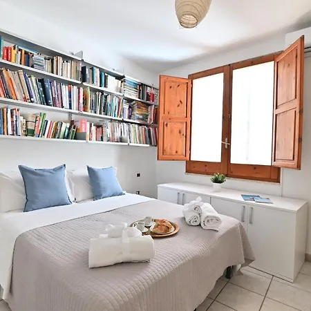 Izzhome Full Center Terrace Apartamento Cagliari